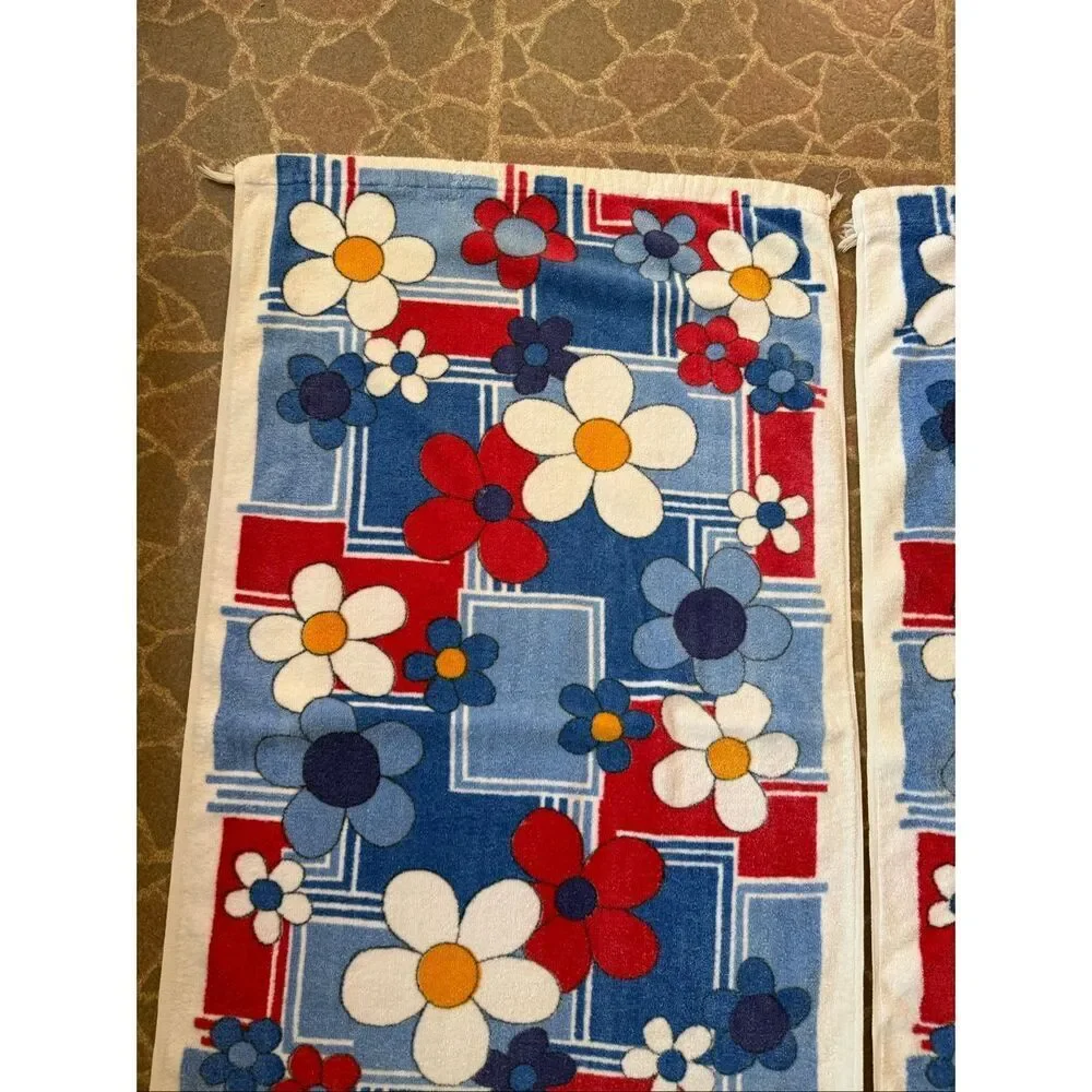 Vintage Rare Cannon Towel Set of 2 1970s Great Day Flower Power